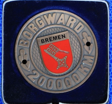 Borgward 200.000 km plate 1958 brass enameled in original box (2626)